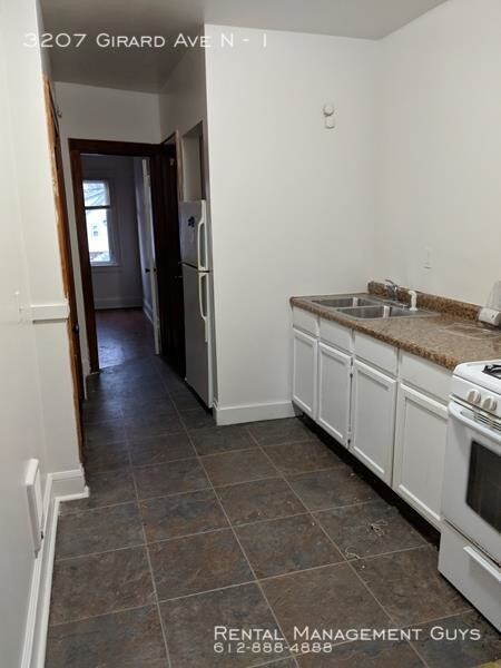 Foto del edificio - 2 Bedroom Apartment with Heat Paid