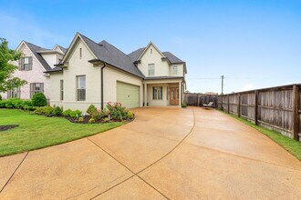 Building Photo - 1488 Covington Wood Dr N
