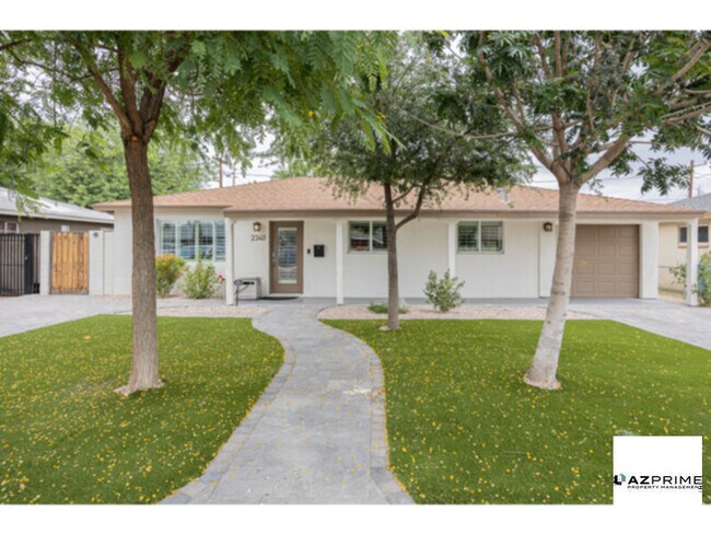 Foto del edificio - Lovely 3/2 Phoenix House with Backyard Oasis!