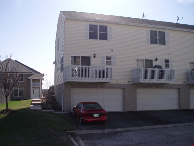 Building Photo - 434 N Guy Ln
