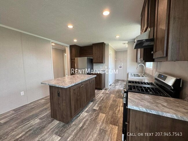 Foto del edificio - 111 H St