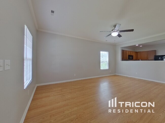 Foto del edificio - 1061 Willow Wind Dr