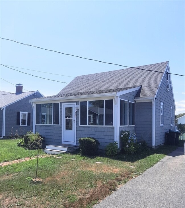 Building Photo - 35 Everson Rd