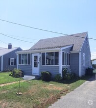 Building Photo - 35 Everson Rd