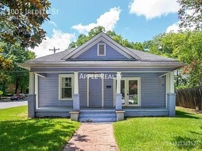 Building Photo - 1001 Iredell St