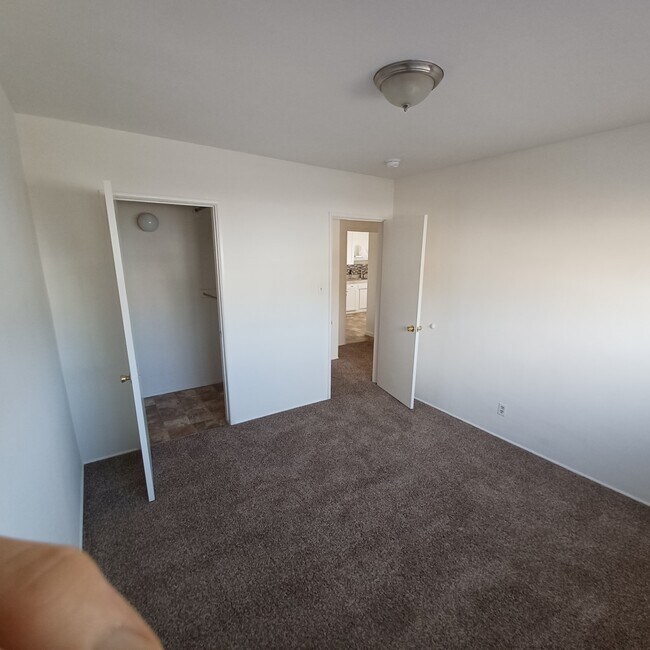 Bedroom 2 - 1300 Manhattan Beach Blvd