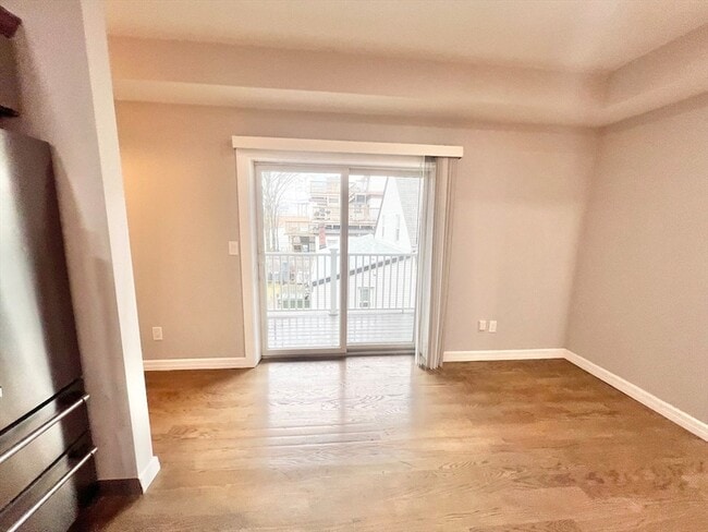 Photo - 47-49 Walnut Street Unit 2 Apartment