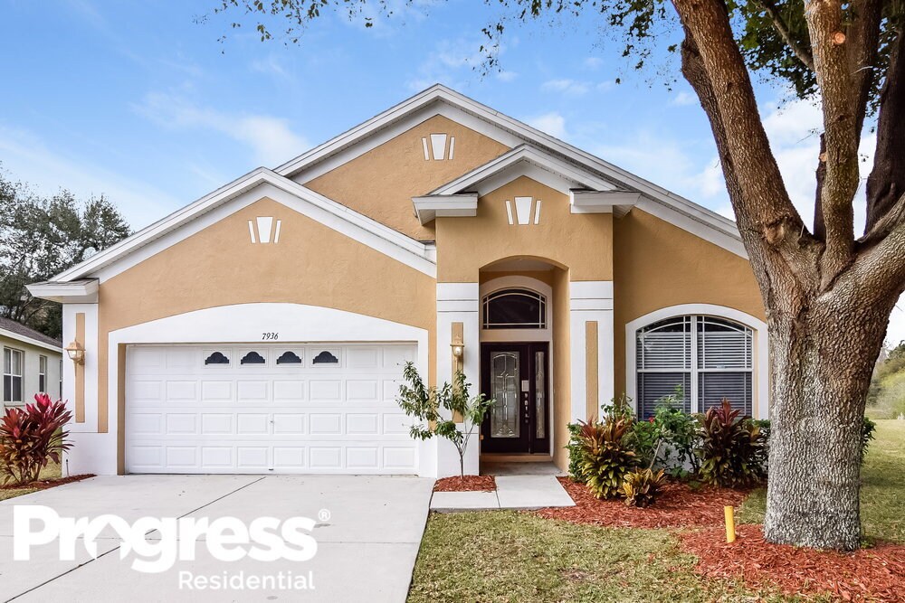 Foto principal - 7936 Terrace Ridge Dr