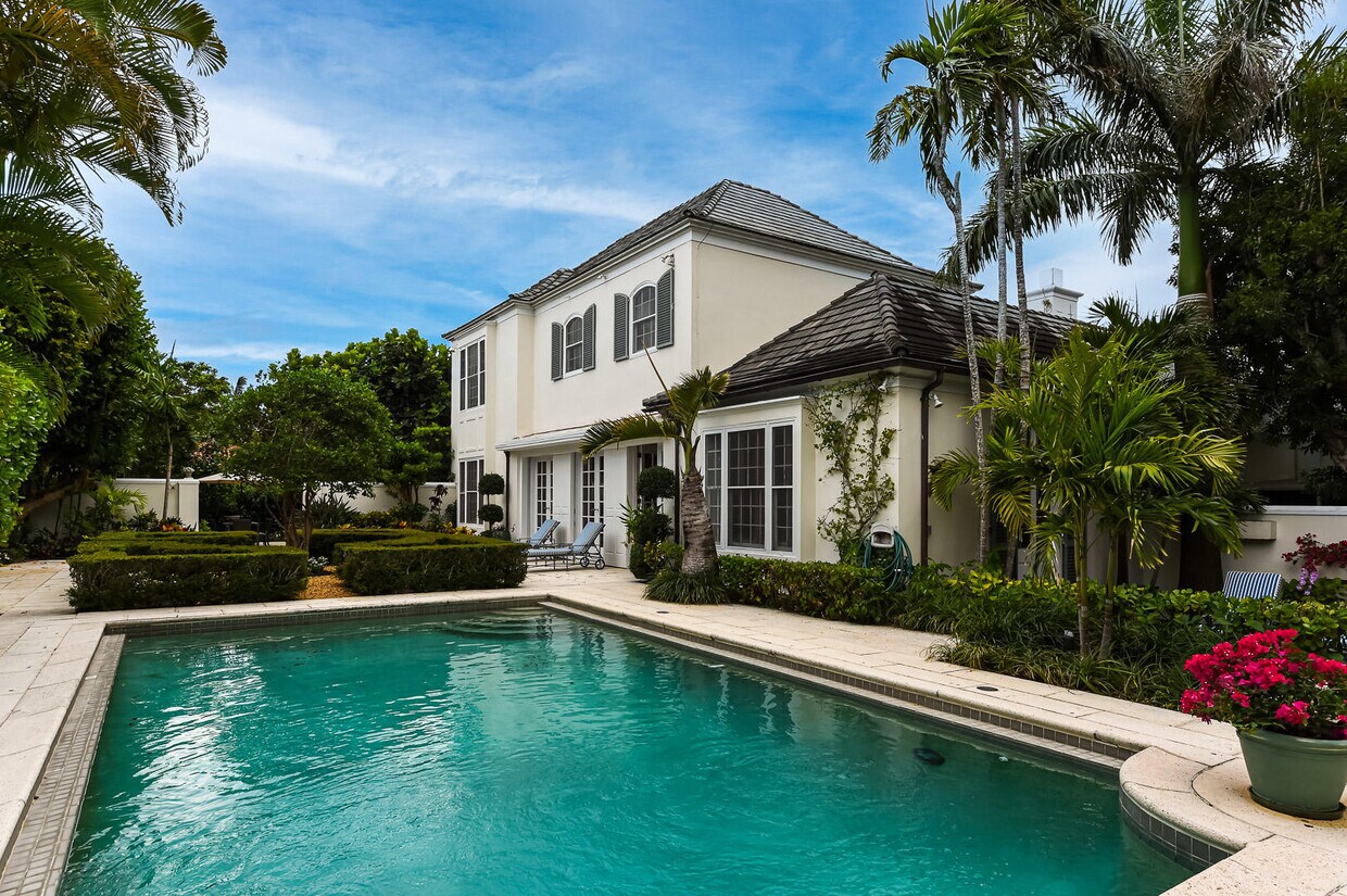 153 Woodbridge Rd, Palm Beach, FL 33480 House Rental in Palm Beach