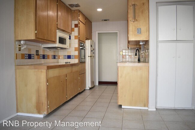 Foto del edificio - 3 br, 1 bath House - 2909 Weston Way
