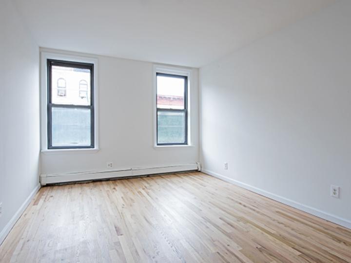 Primary Photo - 1450 Myrtle Ave