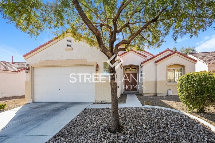 Primary Photo - 4 Bedroom in North Las Vegas!