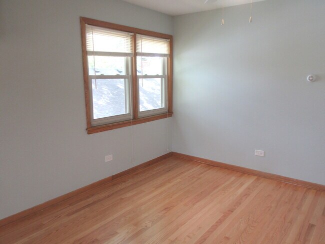 Building Photo - 109 Avon Rd