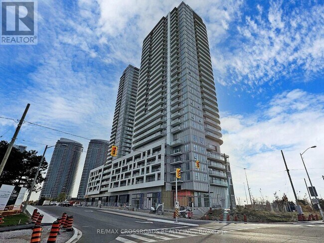 Building Photo - 2033 Kennedy Rd