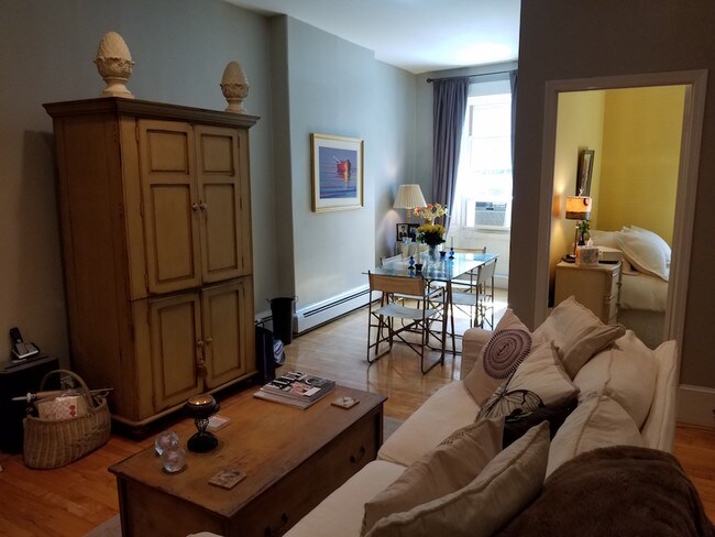 Foto del edificio - 83 Main St