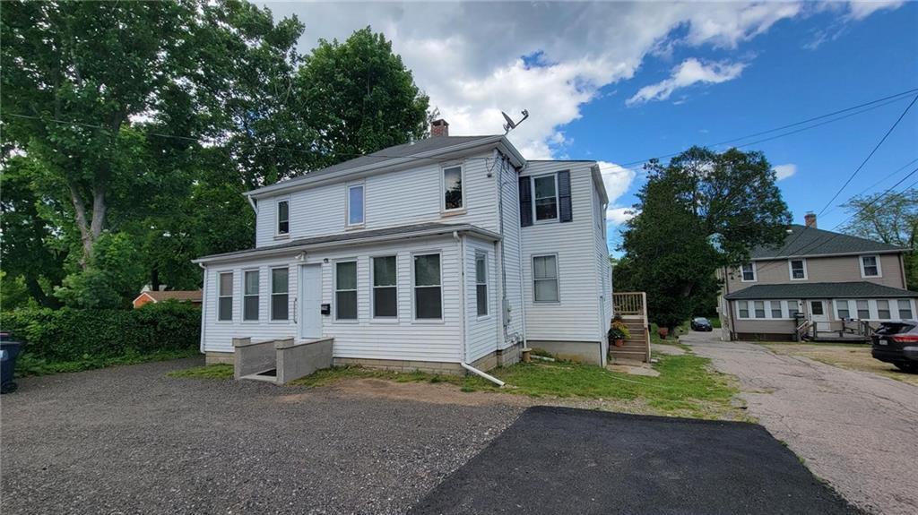 239 High St Unit A, Narragansett, RI 02879 Room for Rent in