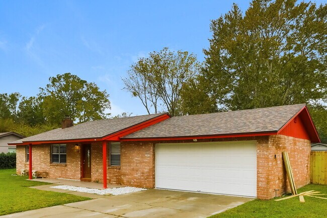 Building Photo - 108 Lester Murray Ln
