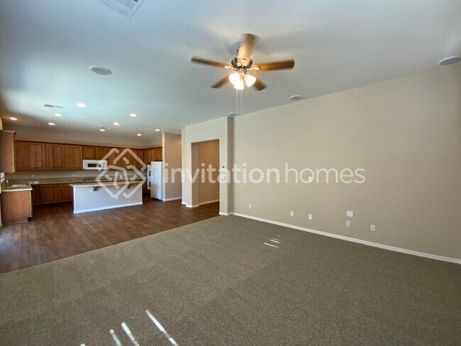 Building Photo - 6090 Sabine Ranch Rd