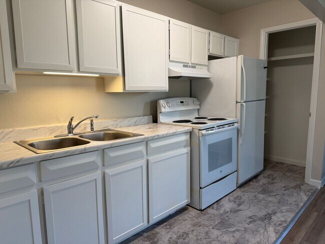 Foto del edificio - Cozy 1 BD/1 BA Condo in Niwot - Available NOW!