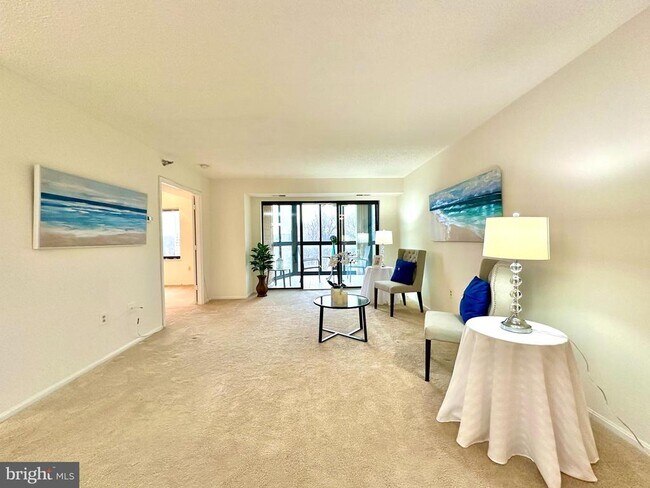 Building Photo - 3310 N Leisure World Blvd