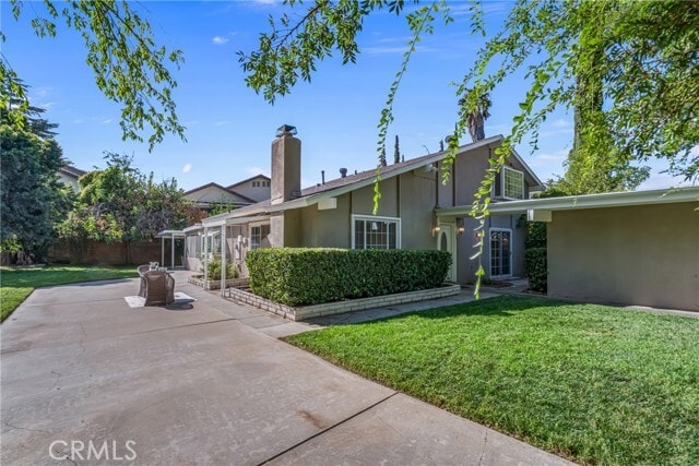 Foto del edificio - 5165 Pearblossom Dr