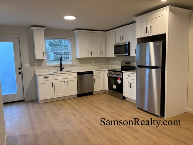 Photo - 39 Schofield St Apartment