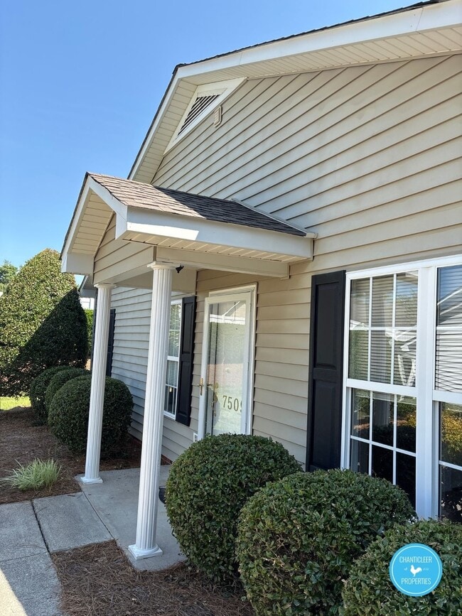 Building Photo - 7509 Riverside Ct