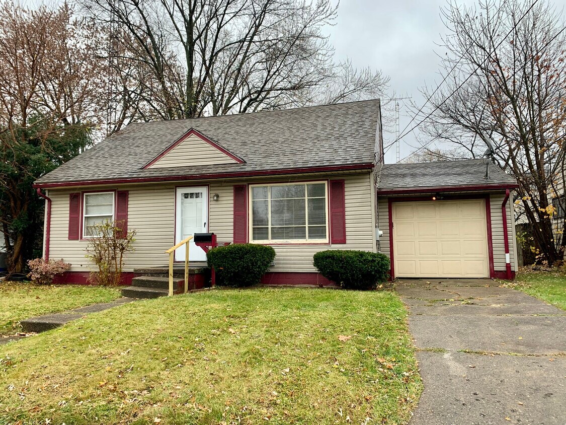 Foto principal - 1420 Downing Ct NE