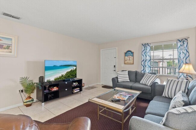 Foto del edificio - 1531 Placida Rd