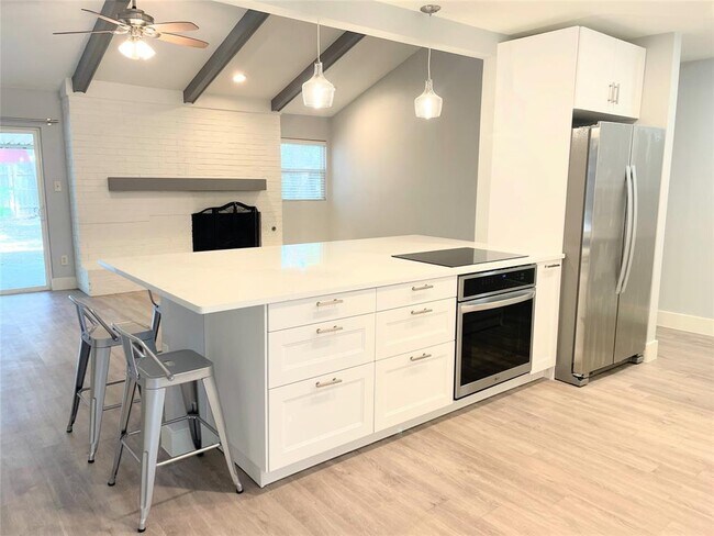 Foto del edificio - 10419 Quail Ridge Dr