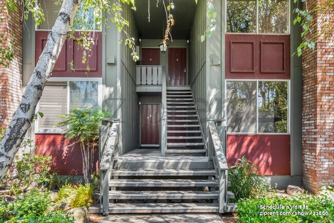 Building Photo - 99 E Middlefield Rd
