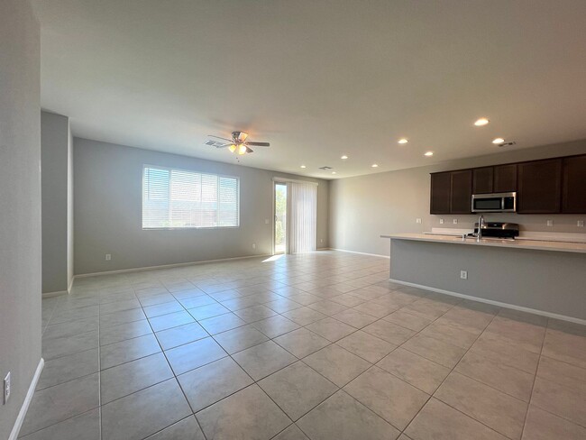 Foto del edificio - 5520 Bonita Park Ct