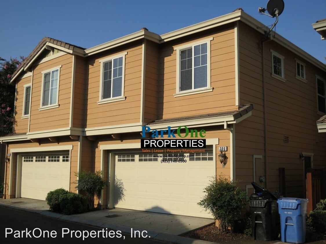 Foto principal - 4 br, 2.5 bath House - 306 Hamlin Loop