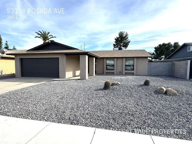 Foto del edificio - 931 W Posada Ave