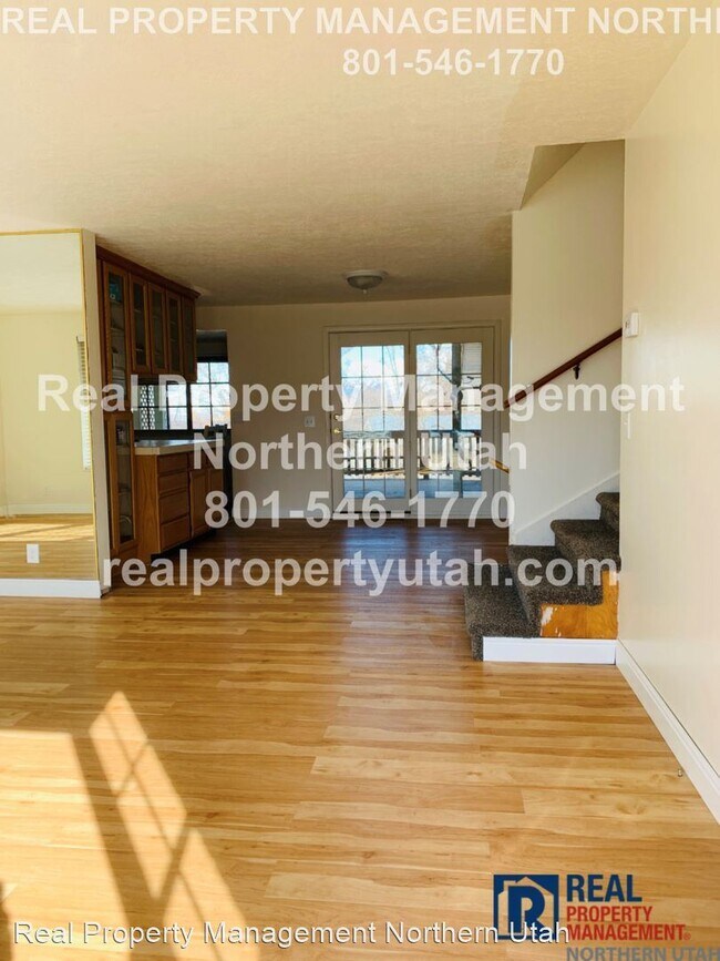 Building Photo - 4 br, 2 bath House - 566 43rd