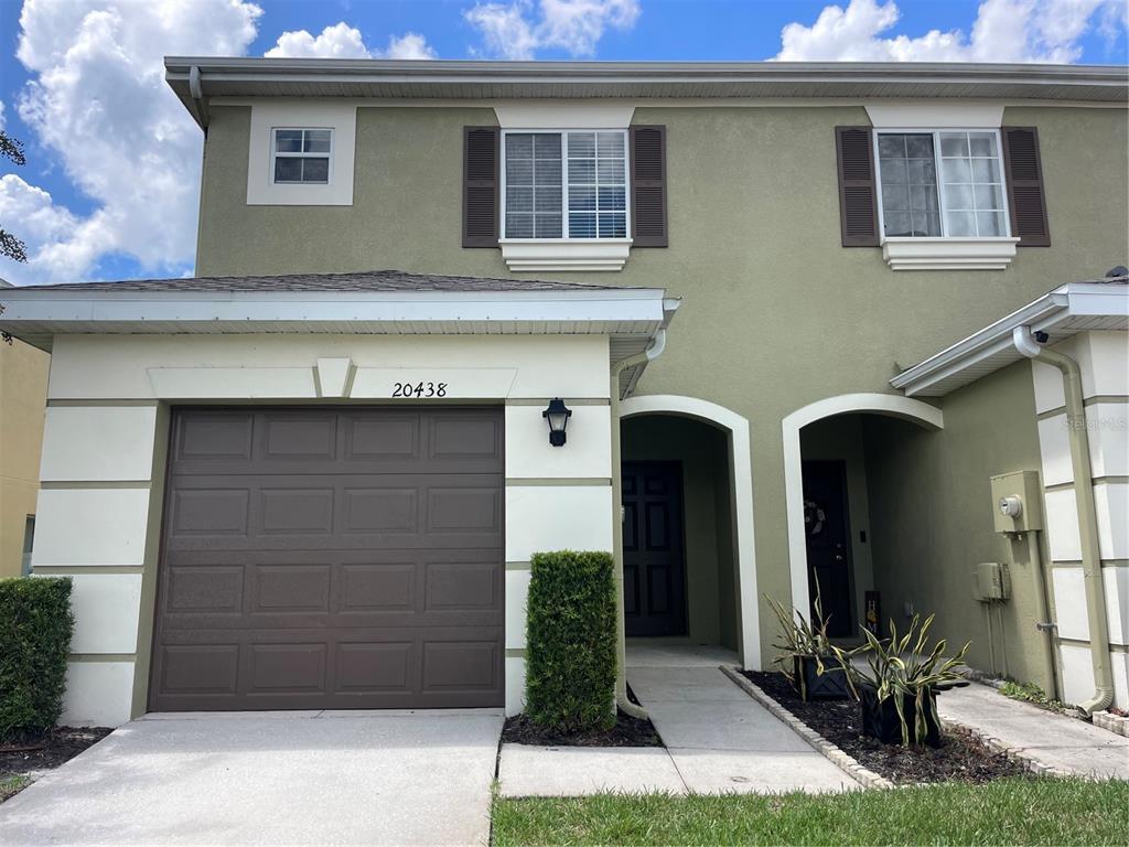 Foto principal - 20438 Needletree Dr