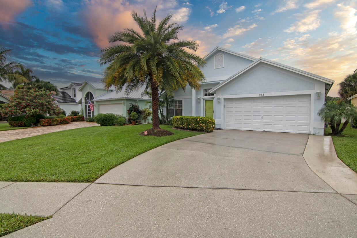 Primary Photo - 153 Spoonbill Ct