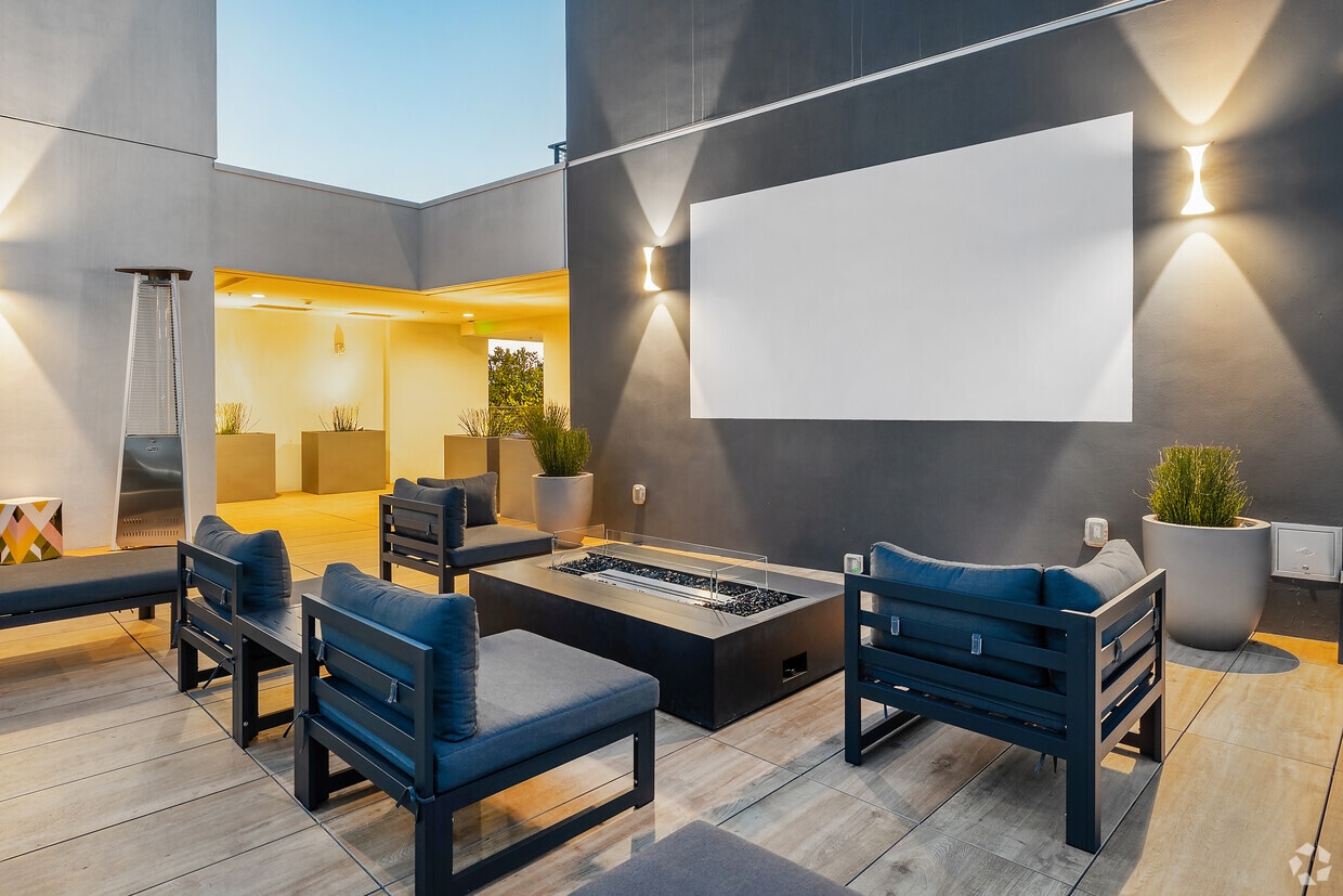 Theatre Rentals Westdale Theatre Condos And Apartments In Cedar