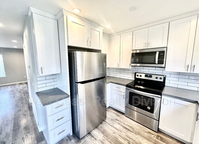 Foto del edificio - 10635 Aristocrat Ct