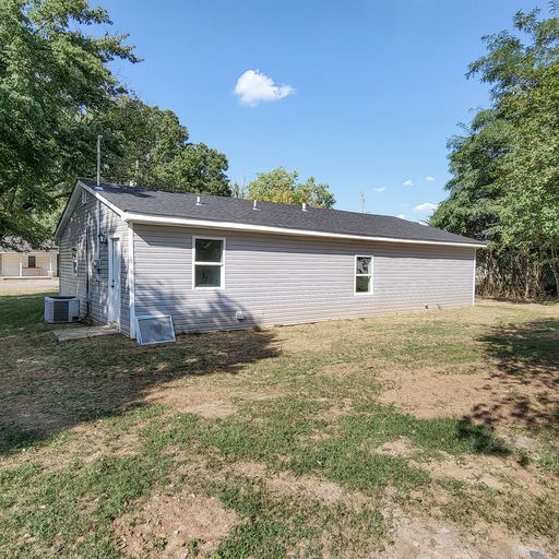 Building Photo - 26768 3rd St