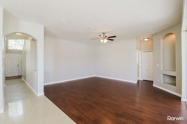 Building Photo - 30630 Annadale Dr