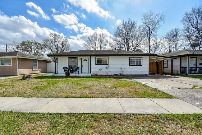 Foto del edificio - 2708 Morningside Ln