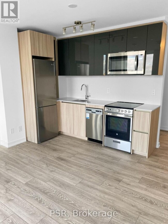 Building Photo - 3100 Keele St