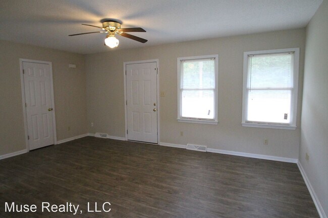 Building Photo - 2 br, 1 bath House - 2784 Gordon Road