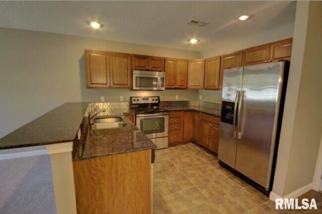 Foto del edificio - 3375 Serenity Pl