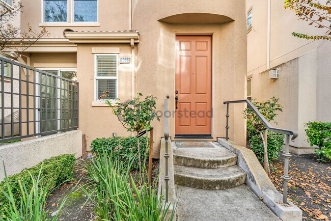 Foto del edificio - 6086 Hillbrook Pl