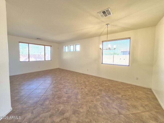 Building Photo - 16438 N 72nd Ln