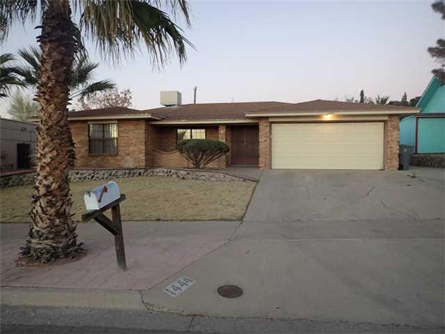 Primary Photo - 1444 Cedar Oak Dr