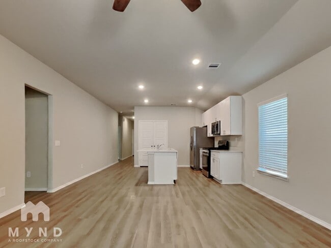 Building Photo - 1447 Cedar Plns Ct