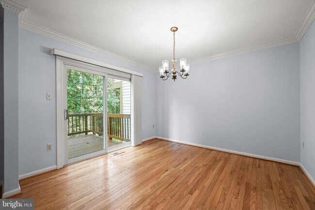 Building Photo - 25 Tivoli Lake Ct